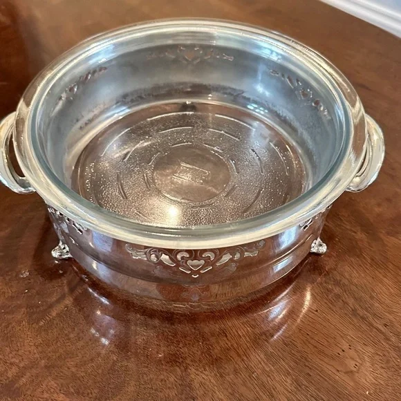 “Primrose Plate” serving dish - Picture 2 of 10